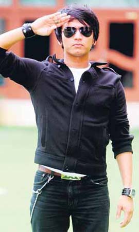 gambar artis faizal tahir gambar artis faizal tahir