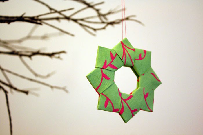 ... Galore at Crafter-holic!: Origami Decorations - origami decorations
