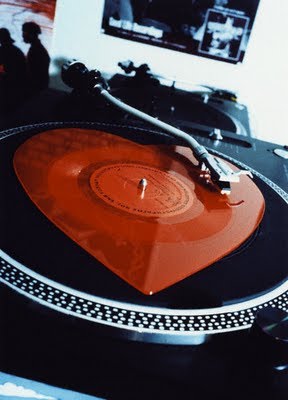 [giradiscos_coracao.bmp]