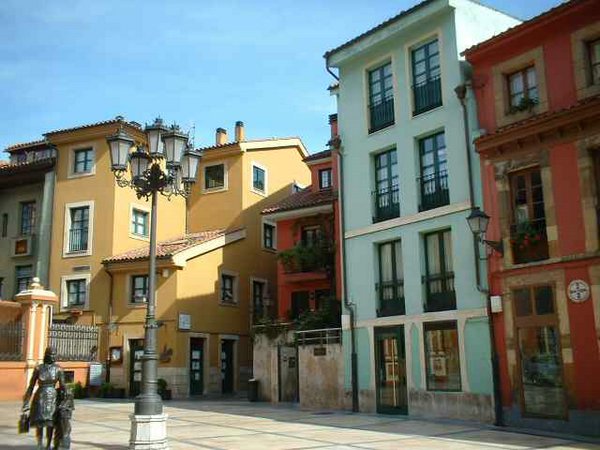 Y para la primera y/o ltima semana de agosto, una por Asturias. Oviedo+(40)