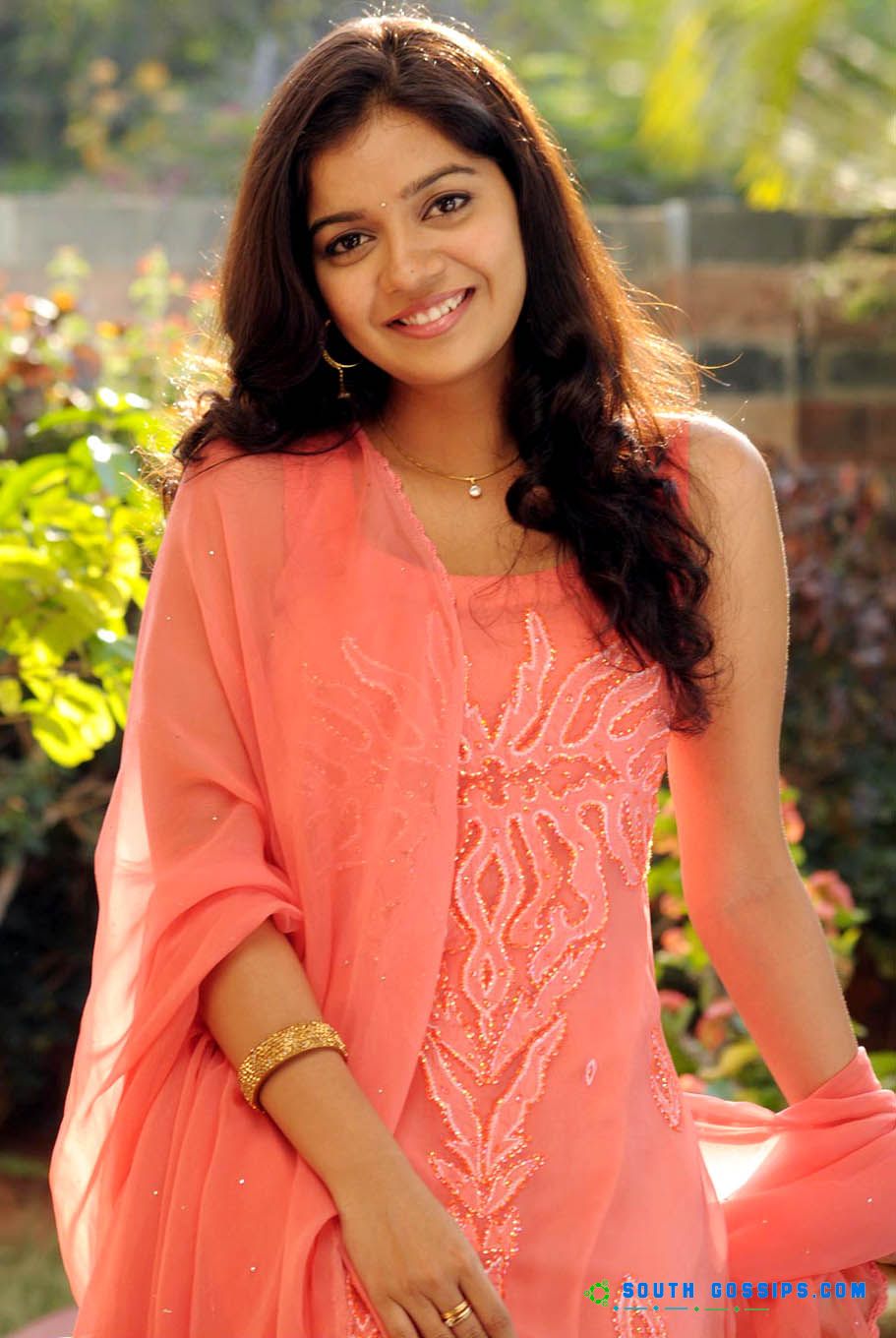 Free Wallpapers colours swathi photos