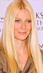 Honey Colored Hair on Images Of Gwyneth Paltrow With Her Long Straight Honey Colored Hair