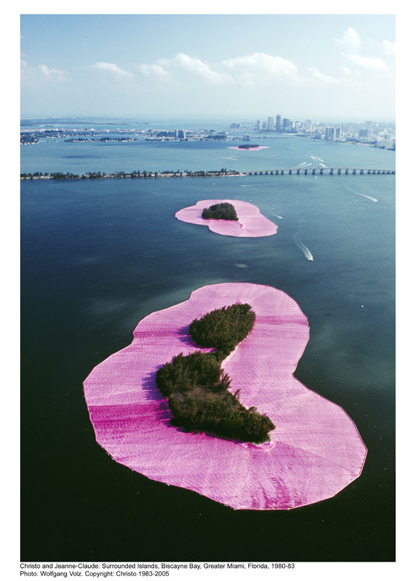 surrounding islands christo