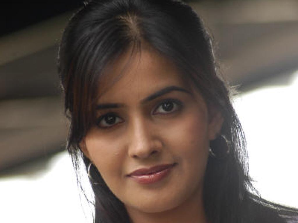 http://1.bp.blogspot.com/_N9ZcGv6o9Ao/TBnKrIE93bI/AAAAAAAABjc/nK1M0AvQCT0/s1600/anuradha-mehta-wallpaper%2B(3)-700772.jpg