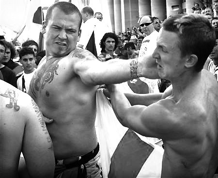 [hooligans-reuters-2006-450.jpg]