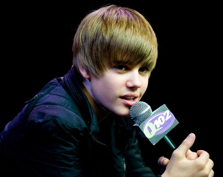 2010 White House Easter Egg justin bieber black and white. 2010 White House Easter Egg
