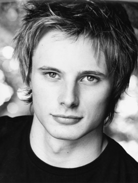 Biografia de Bradley James Bradley+james