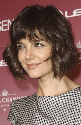 Katie Holmes Very Short Hairstyles For Round Faces