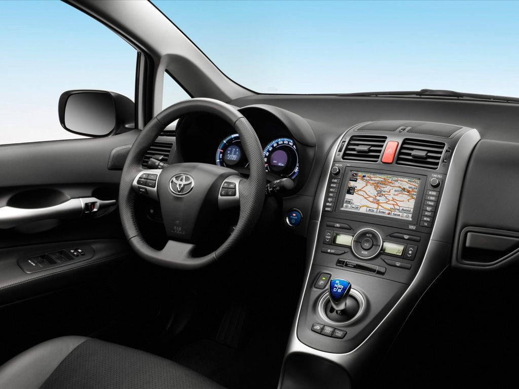 Luxury Cars Insurance Best Of Cars Wallpapers I Toyota Auris Hsd