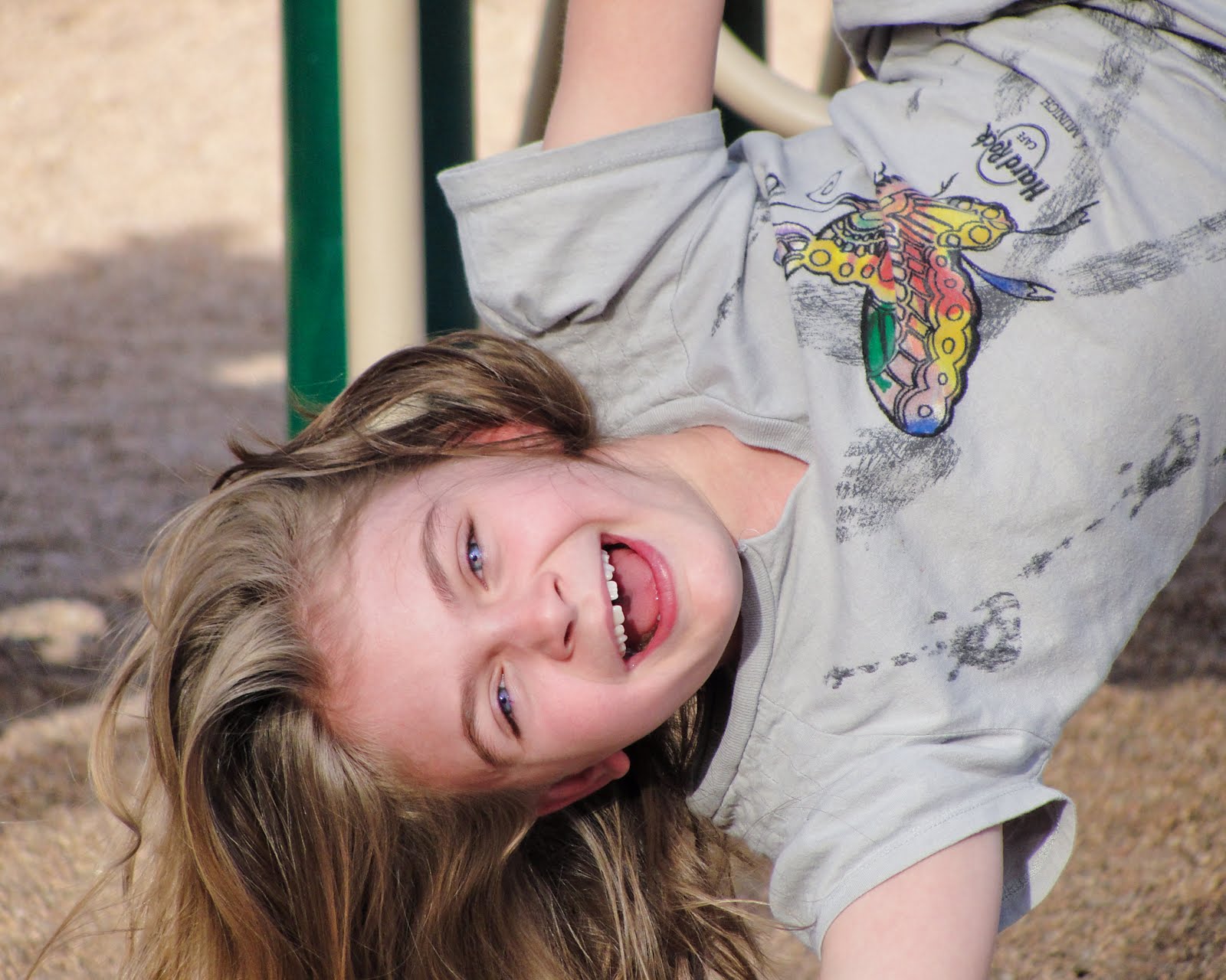 [Fixed+Hanging+Portrait-130.jpg]