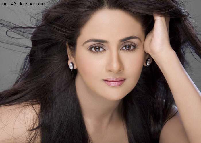 Parul Yadav Hot sexy Wallpapers and Photos |Wallpapers and Songs Downloads
