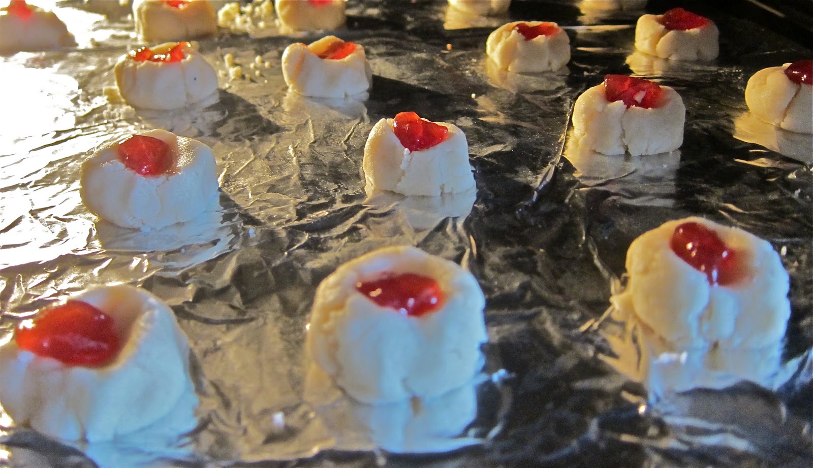 EASY Thumbprint Cookies