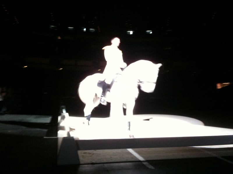 [photo+4-2-789499.jpg]