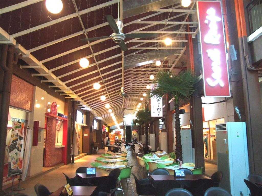 [WARISAN+SQUARE1+(Large).JPG]