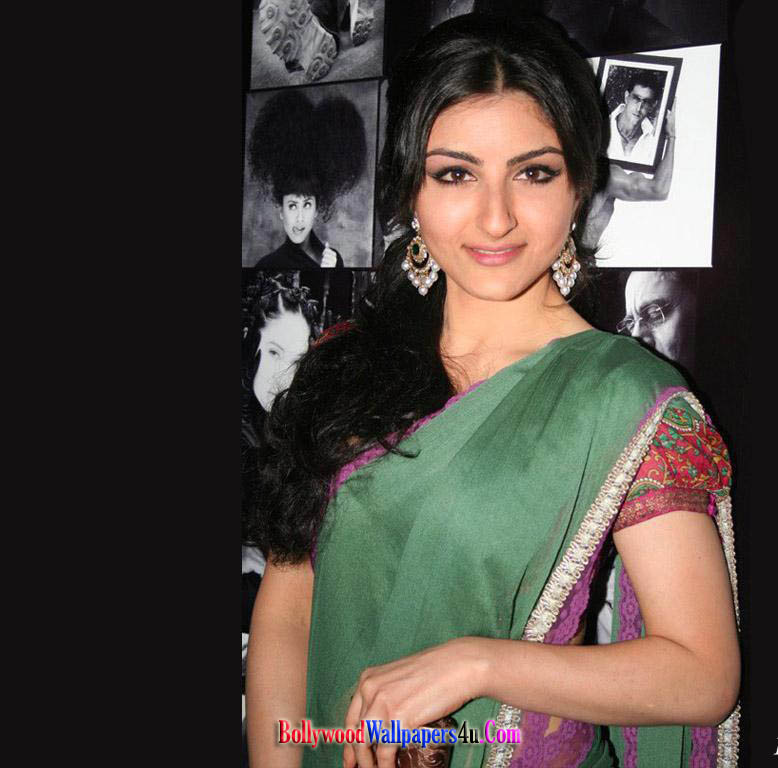 Soha Ali Khan Saree Wallpaper soha ali khan wallpapers. Soha Ali Khan Saree Wallpaper
