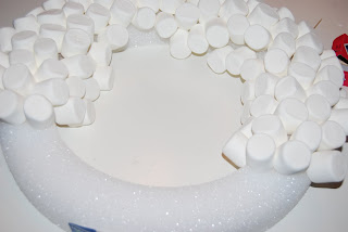 Guirlanda de marshmallow Marshmellow+wreath+003