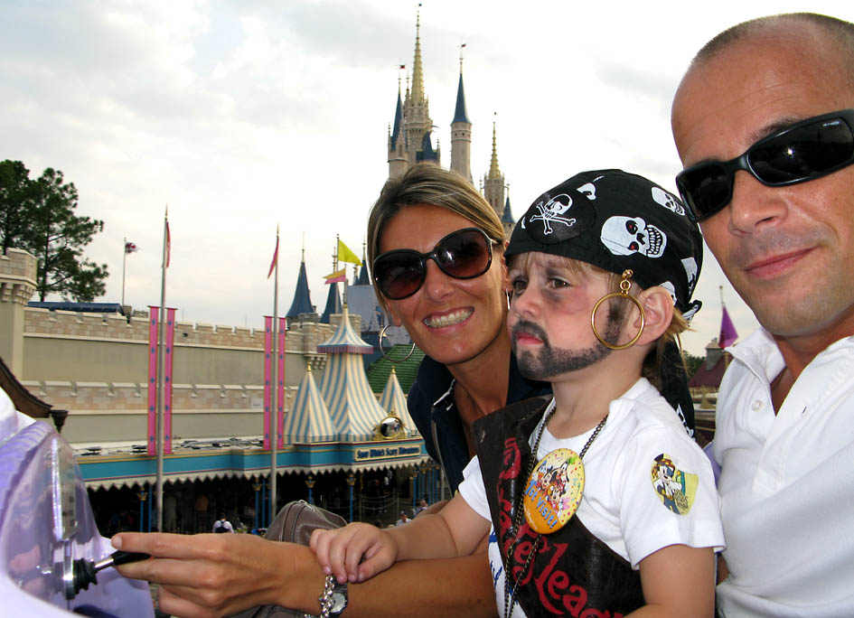 javierinadas: Es la casa de Mickey Mouse