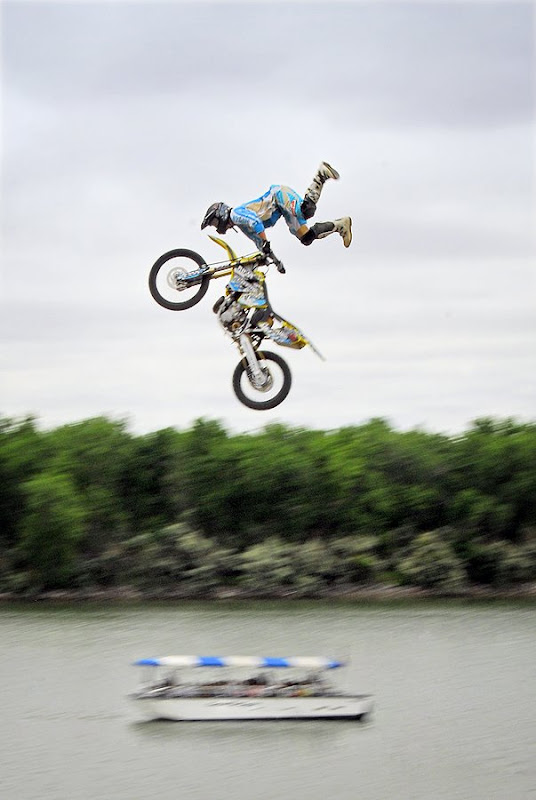 Dakotagraph Oahe Days, Pierre
