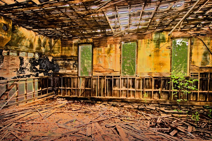 Dakotagraph Spokane ghost town in HDR