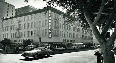Furniture Stores on Of The Same  Dearden S Store In Los Angeles Survives For A Century