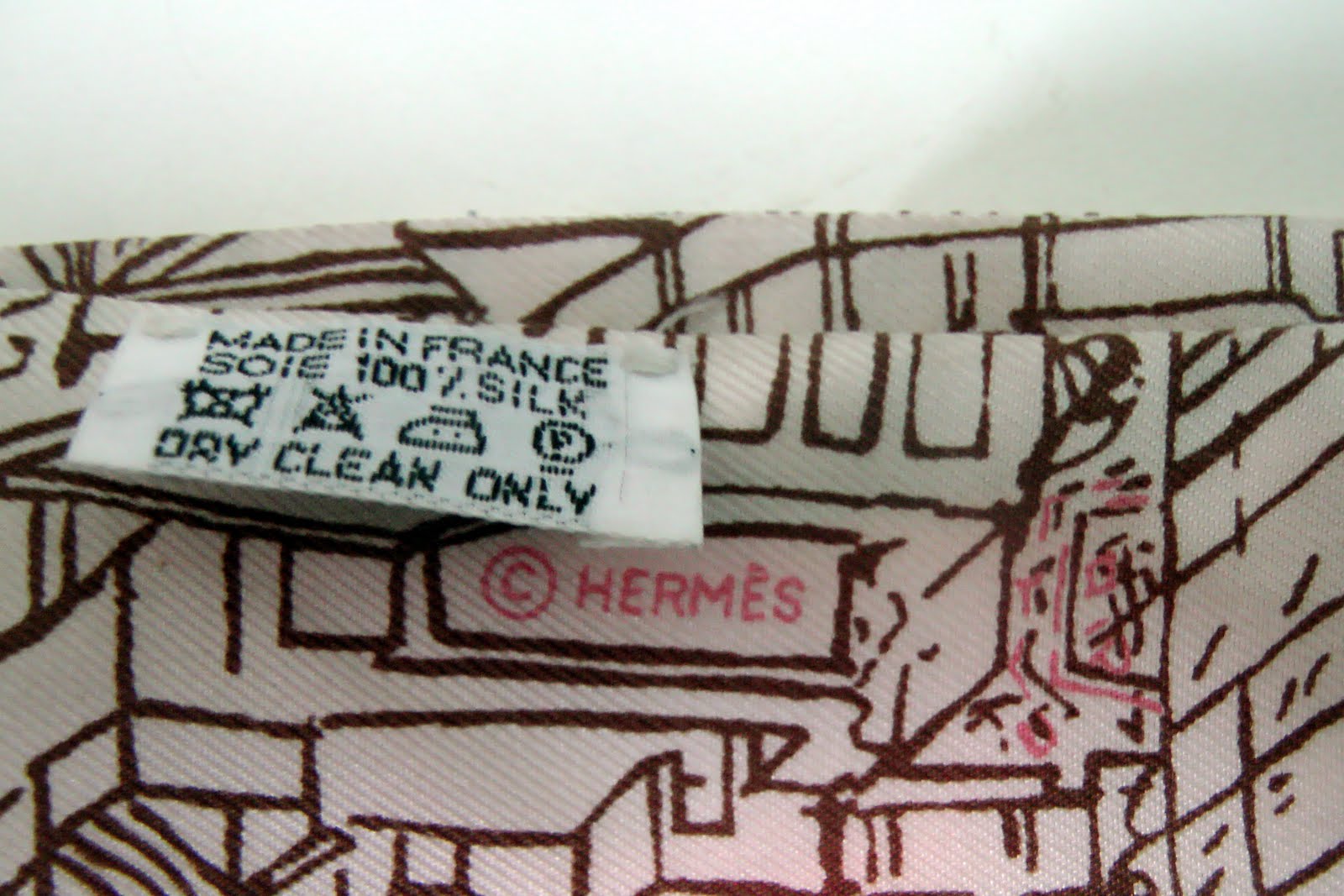 Hermes Twilly Scarf