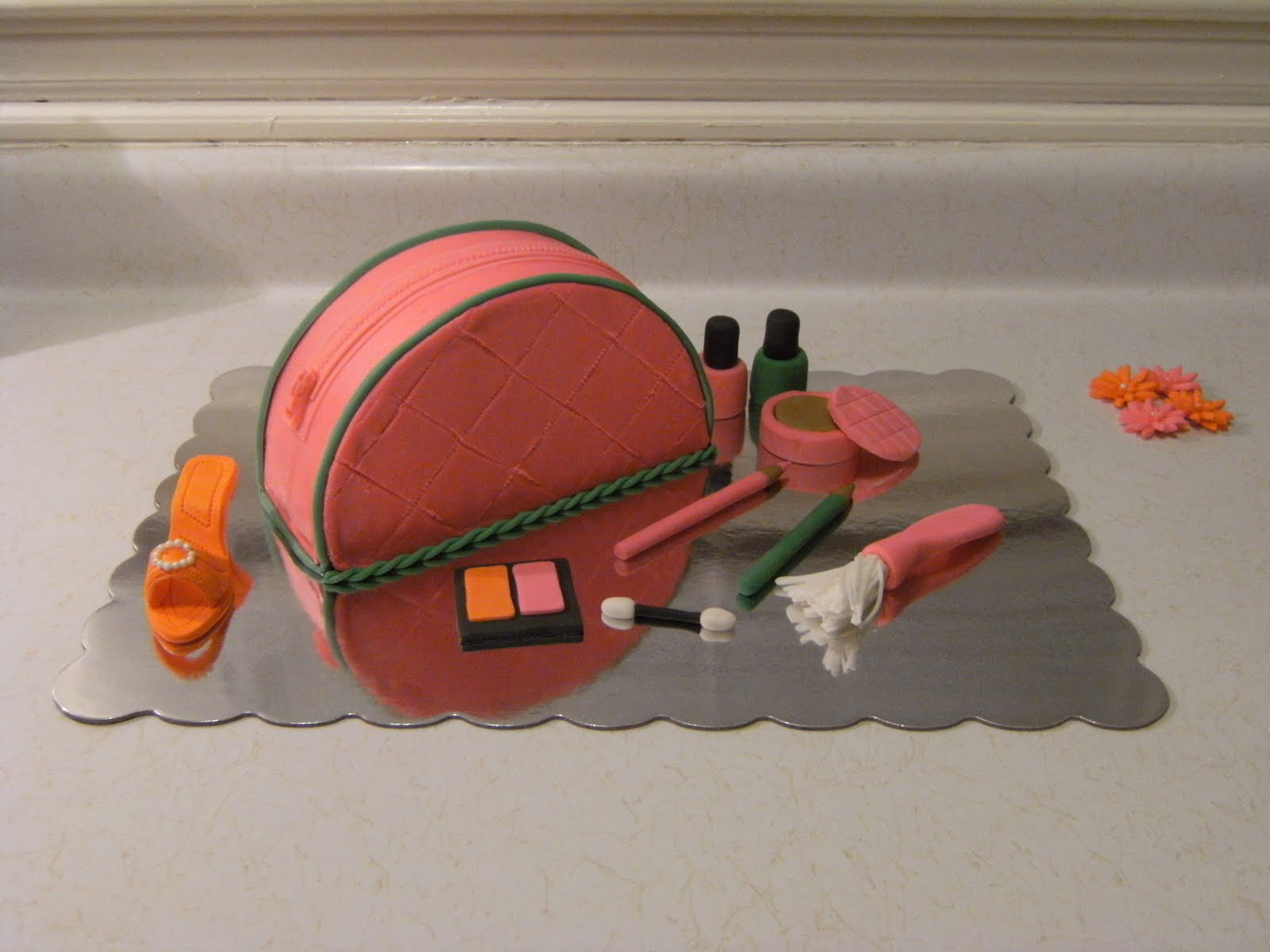 Cosmetic Bag Cake