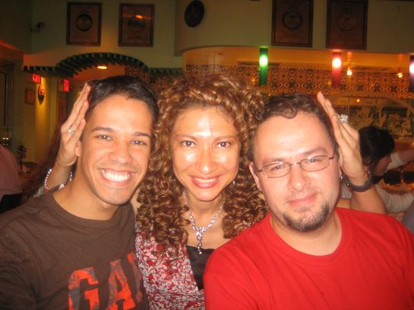 [l_22452e1e7c98bc9fb8d5c2e2e4aee4db.jpg]