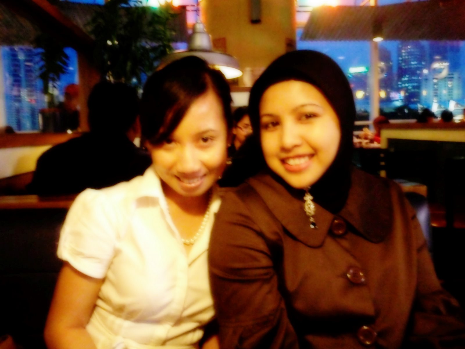 [PB180112.JPG]
