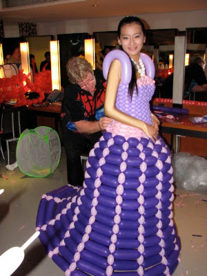 10 Cool and Creative Balloon Creations (10) 8