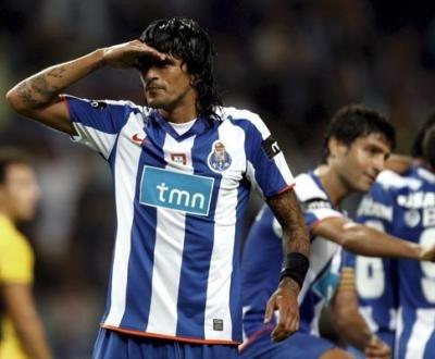 [Lucho.jpg]