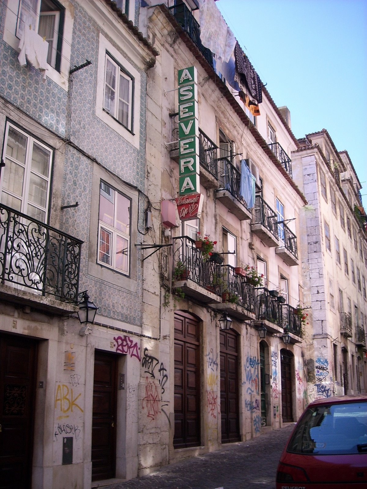 [DSCI0043.JPG]