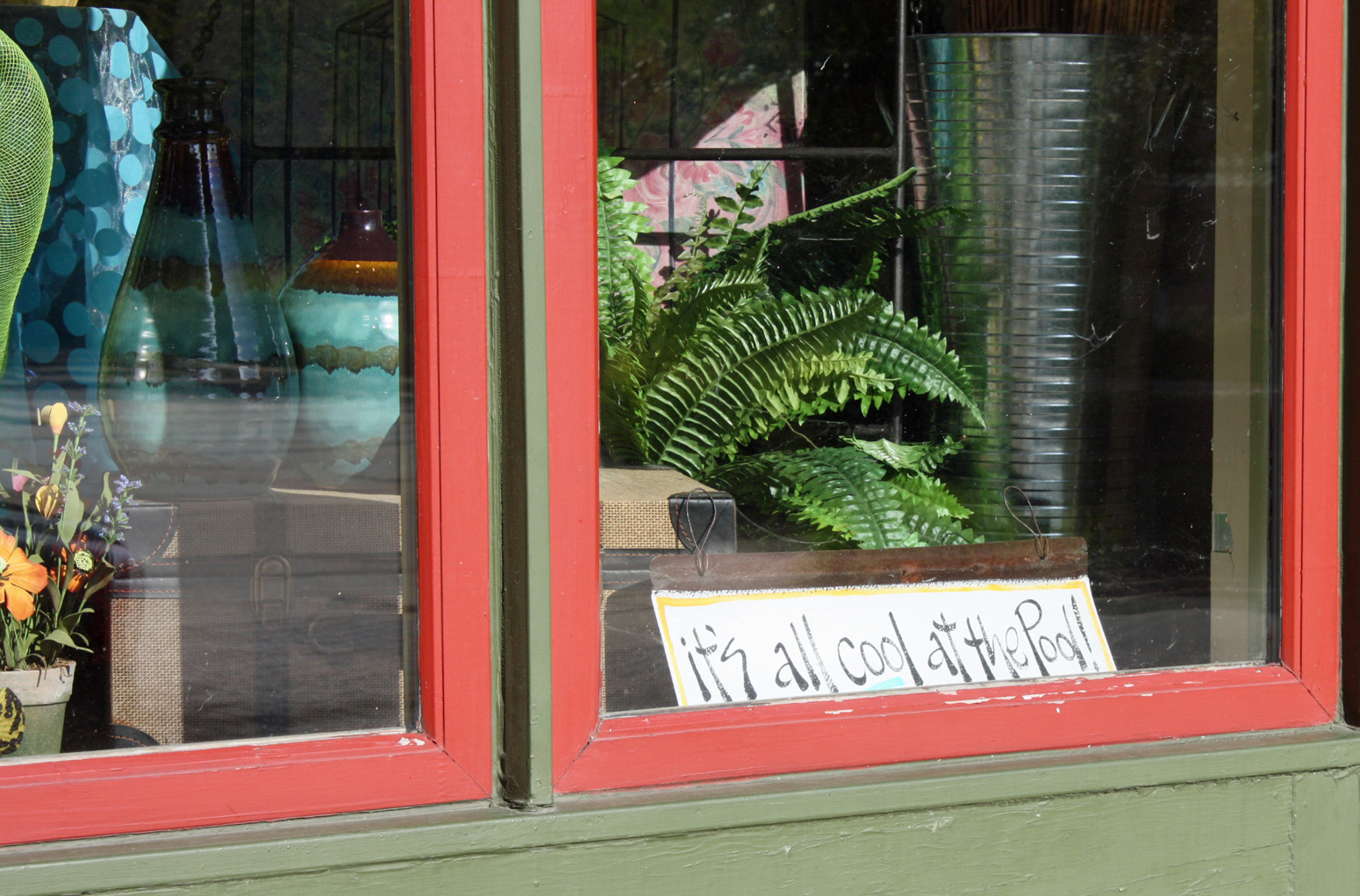 Southern Lagniappe Window Shopping in Vicksburg