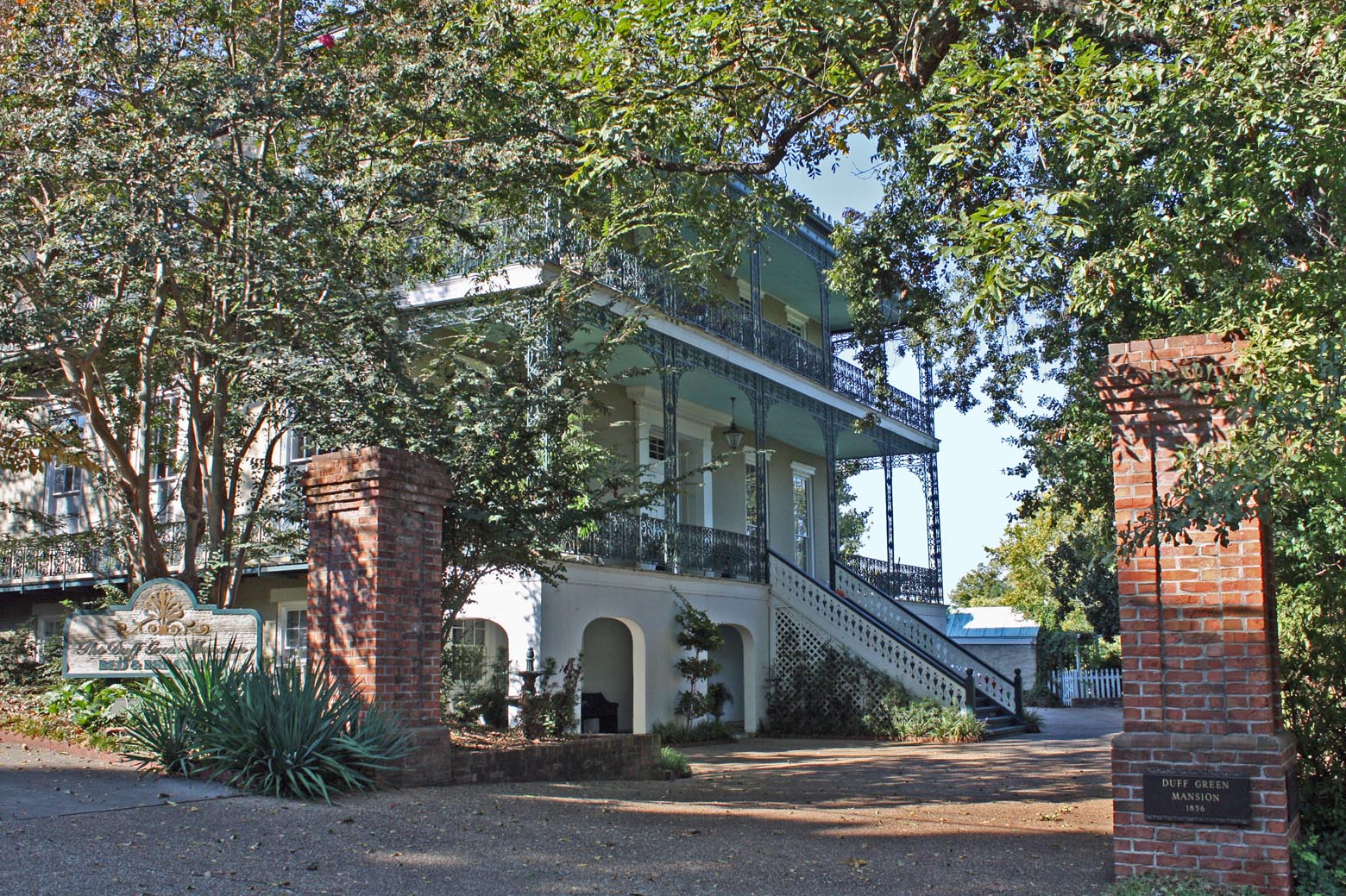 Southern Lagniappe Haunted Antebellum Houses of Vicksburg Lakemont
