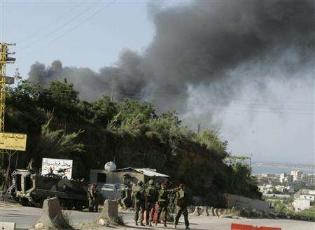 [2007-05-21T192304Z_01_NOOTR_RTRIDSP_2_OUKWD-UK-LEBANON-FIGHTING-TRUCE.jpg]