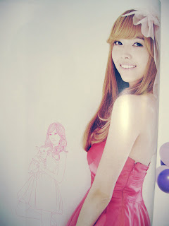 Happy SNSD 3rd aniversary!!! Jessica+Legally+Blonde+Musical+(5)