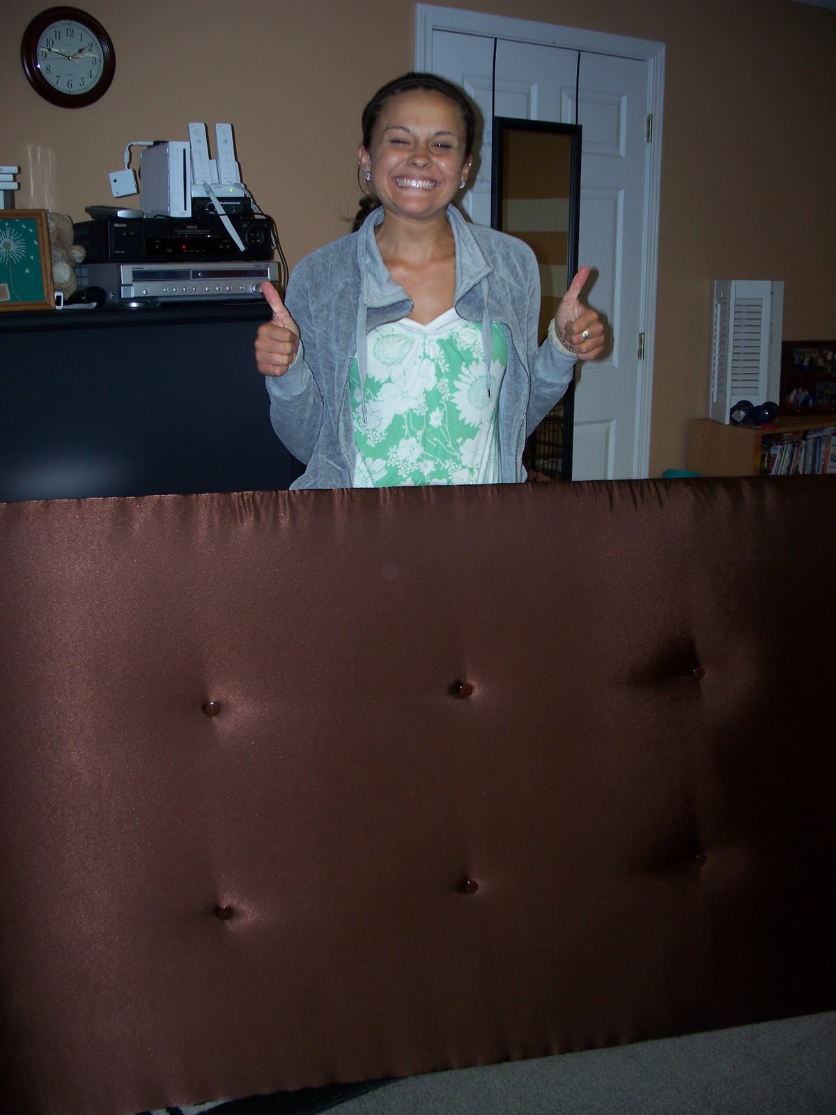 hair treasures Craft Night '010 & an upholstered headboard tutorial.