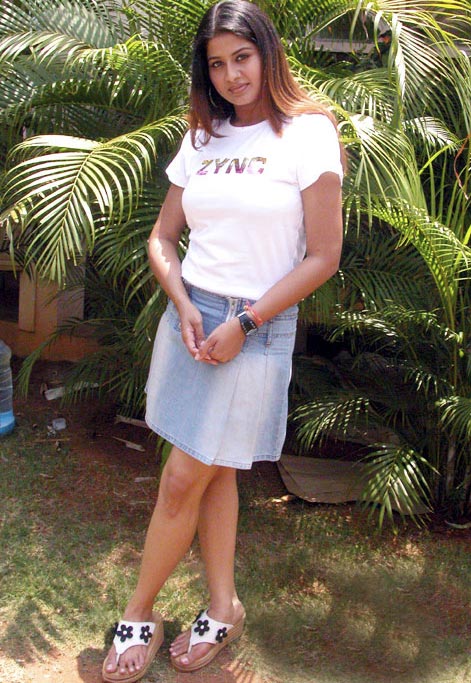 Sangeetha Hot