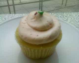 strawberry creme cupcake at Sticky Fingers Bakery