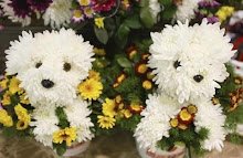 Arranjos de flores em formato de cachorrinho: