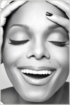 [vanityfairitalia1006e.jpg]