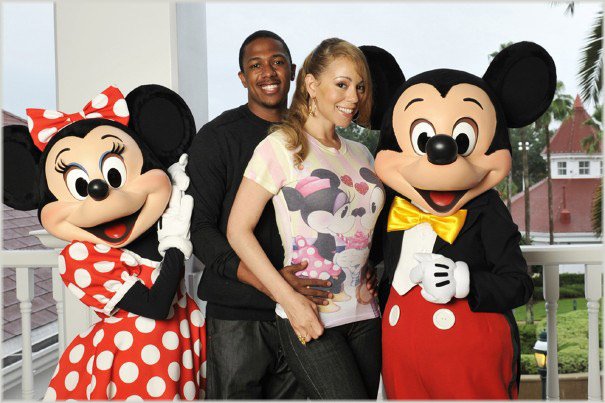 [mariah+and+nick+disney+land.jpg]