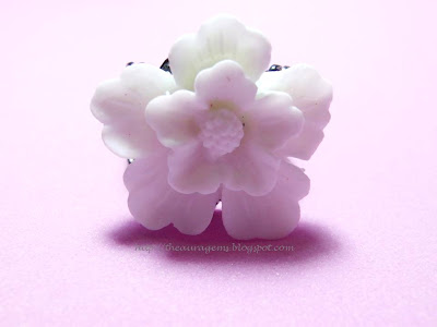 White Sakura