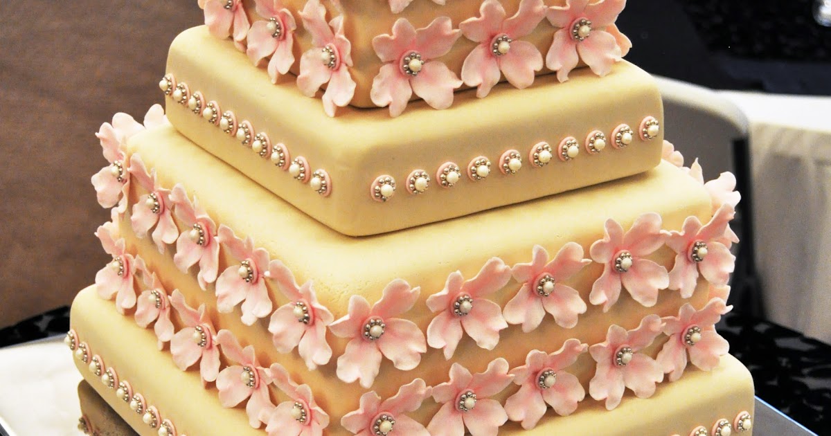 Judy's Cakes The Completed Cake!