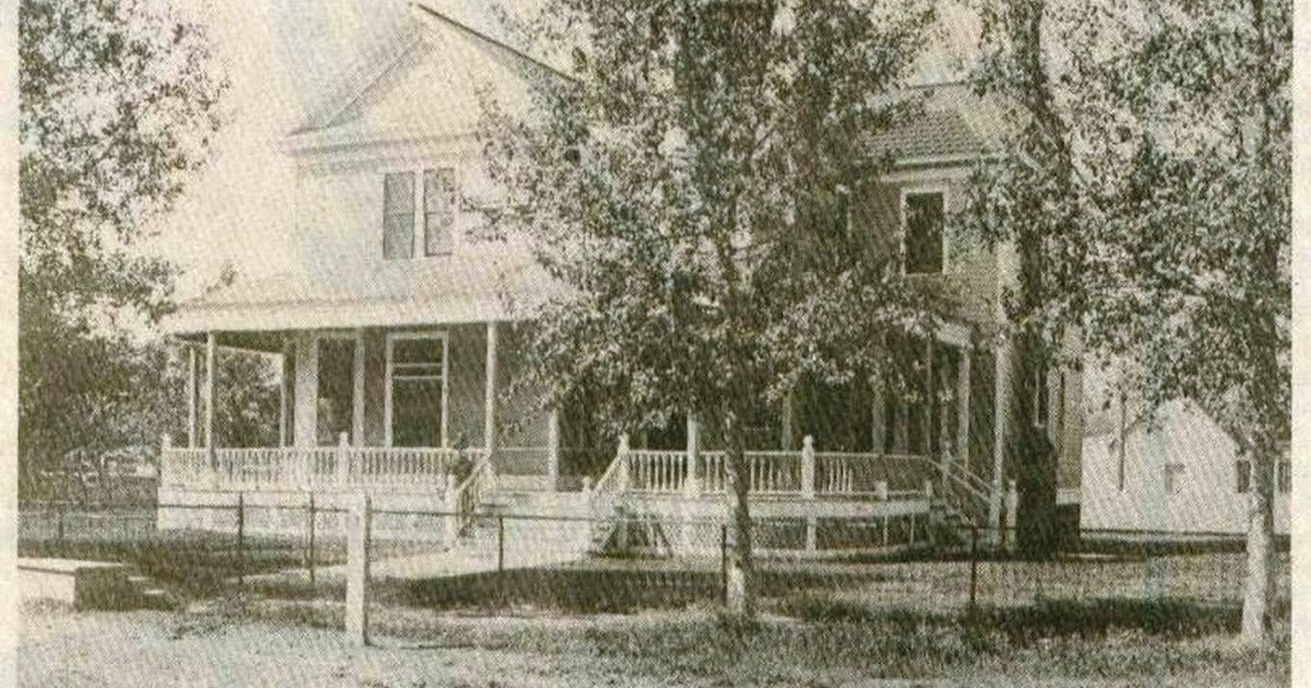 Mackay, Idaho 83251 Mackay Mansion History Corner of Spruce and Elm