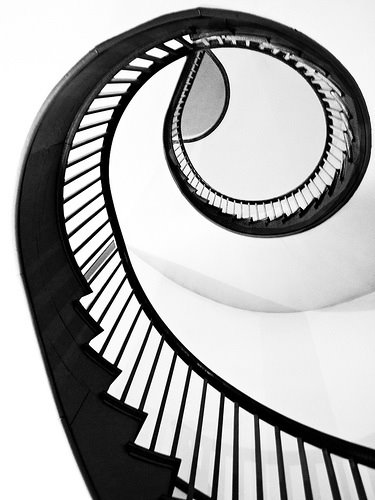[shaker-village-spiral-staircase-2.jpg]