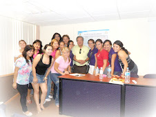 Dr. Miguel Ángel Rosales y alumnas LCE-02