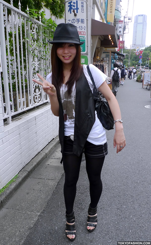 [Fedora-Vest-Girl-Shibuya-09-2009-001-b.jpg]