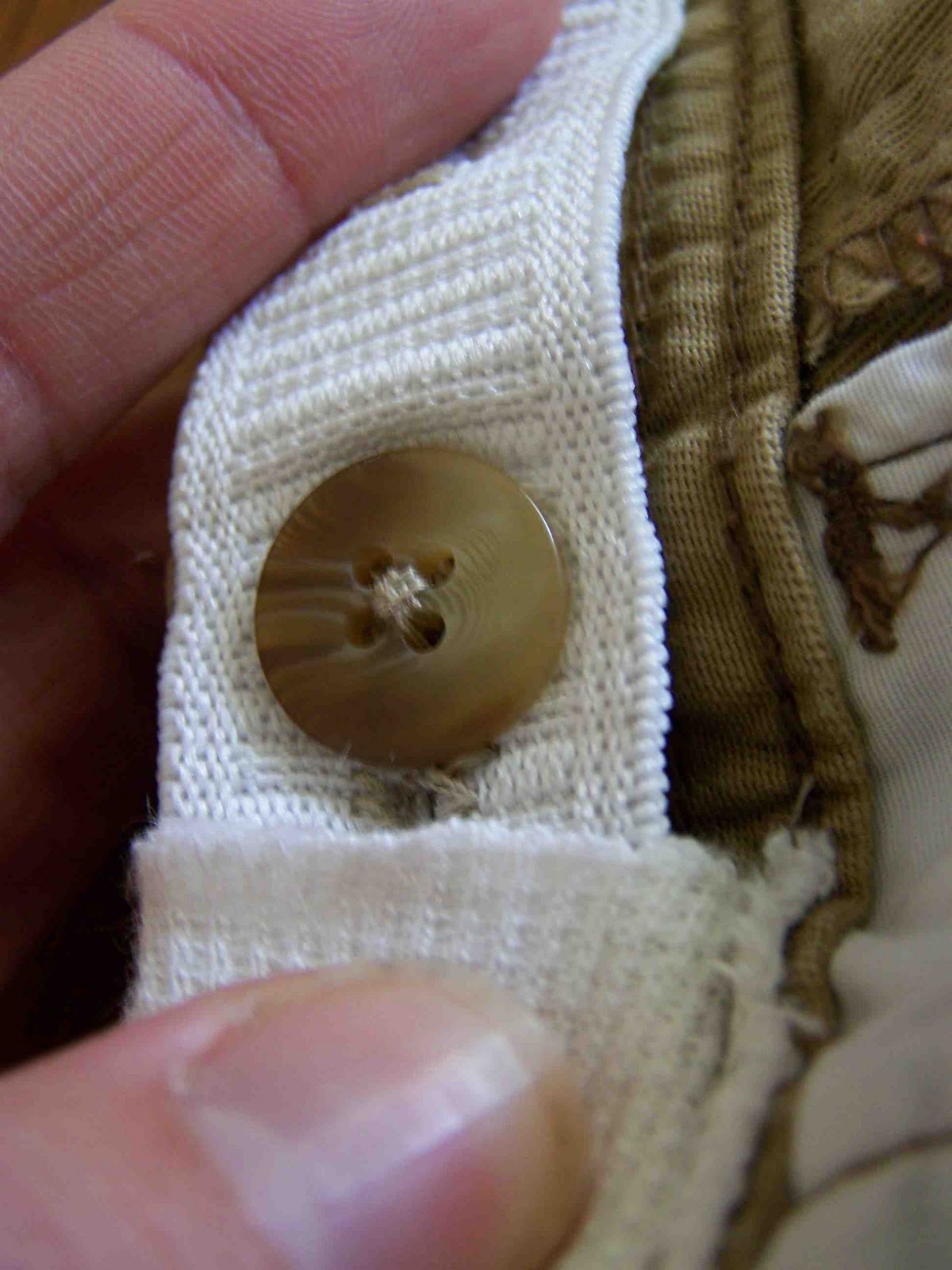 Made by Me. Shared with you. DIY Adjustable Waistband For Pants