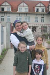 [thumb_198_x_298_5475-110208-odorhei00200copy.jpg]