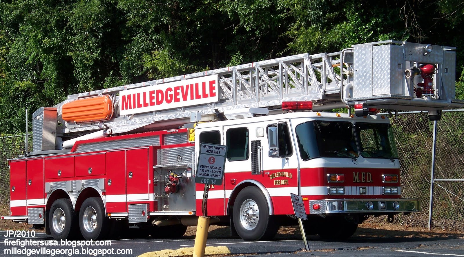 Aerial Ladder Fire Truck,